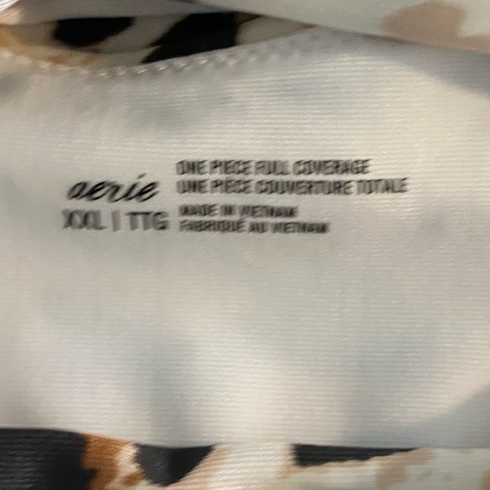 AERIE Leopard Print Wrap One-Piece Swimsuit XXL Full Coverage V-Neck Cut-Out NWT - Picture 8 of 16